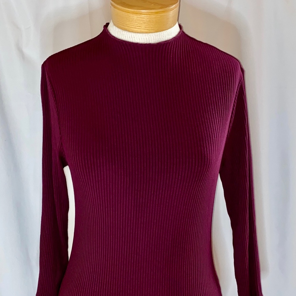T.Tahari mock neck knit dress - Picture 4 of 4